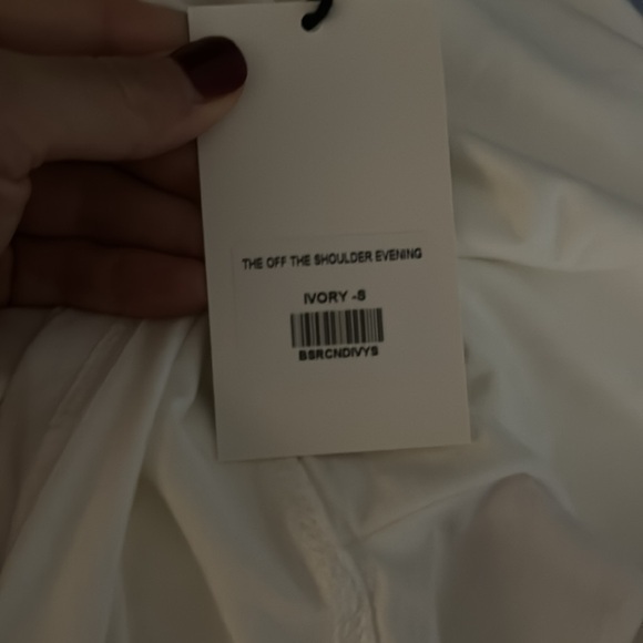 Bumpsuit | The Off The Shoulder Evening Dress - Picture 7 of 9